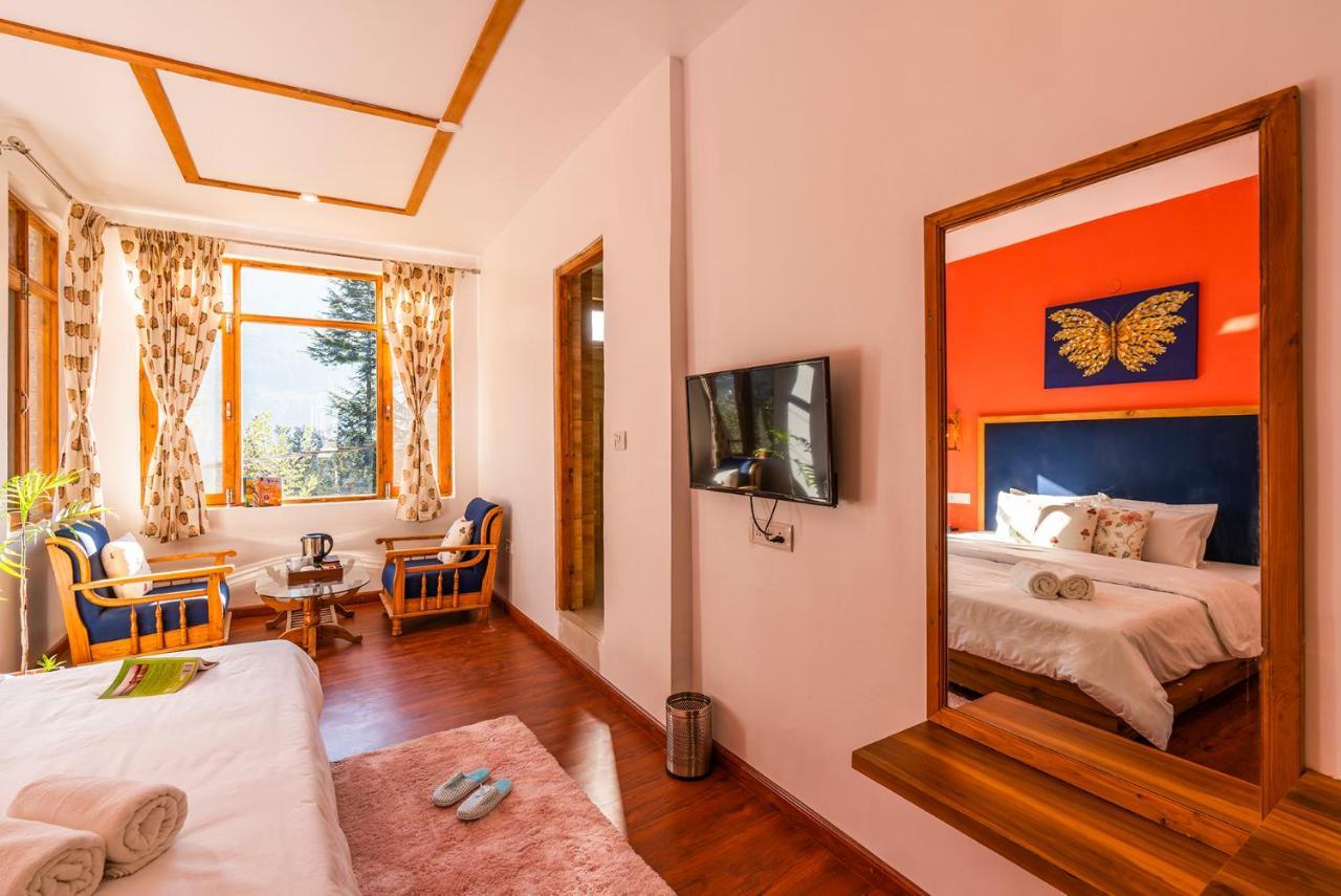 Double Room with Mountain View