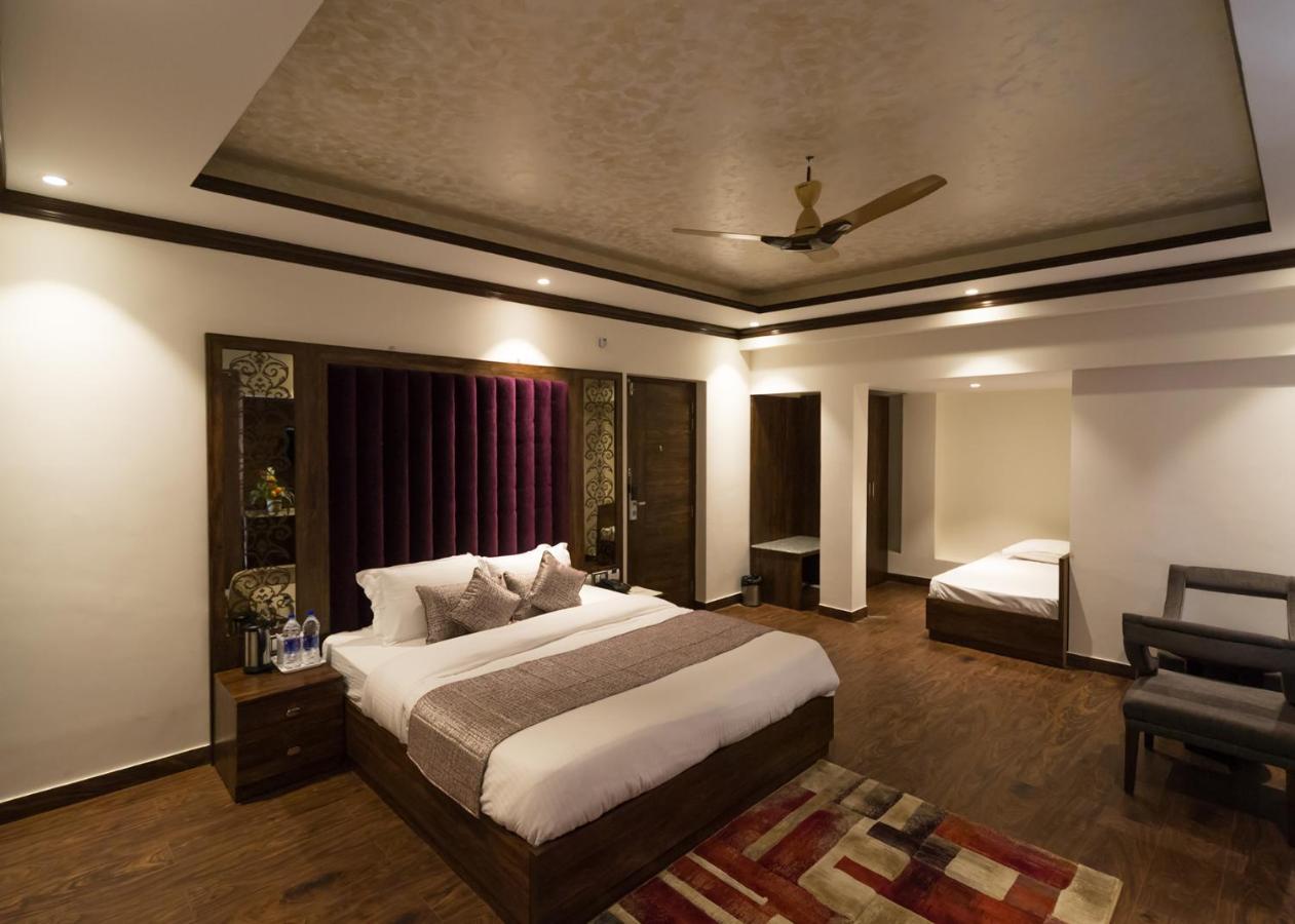 Executive Triple Room,1079212486:JPEG