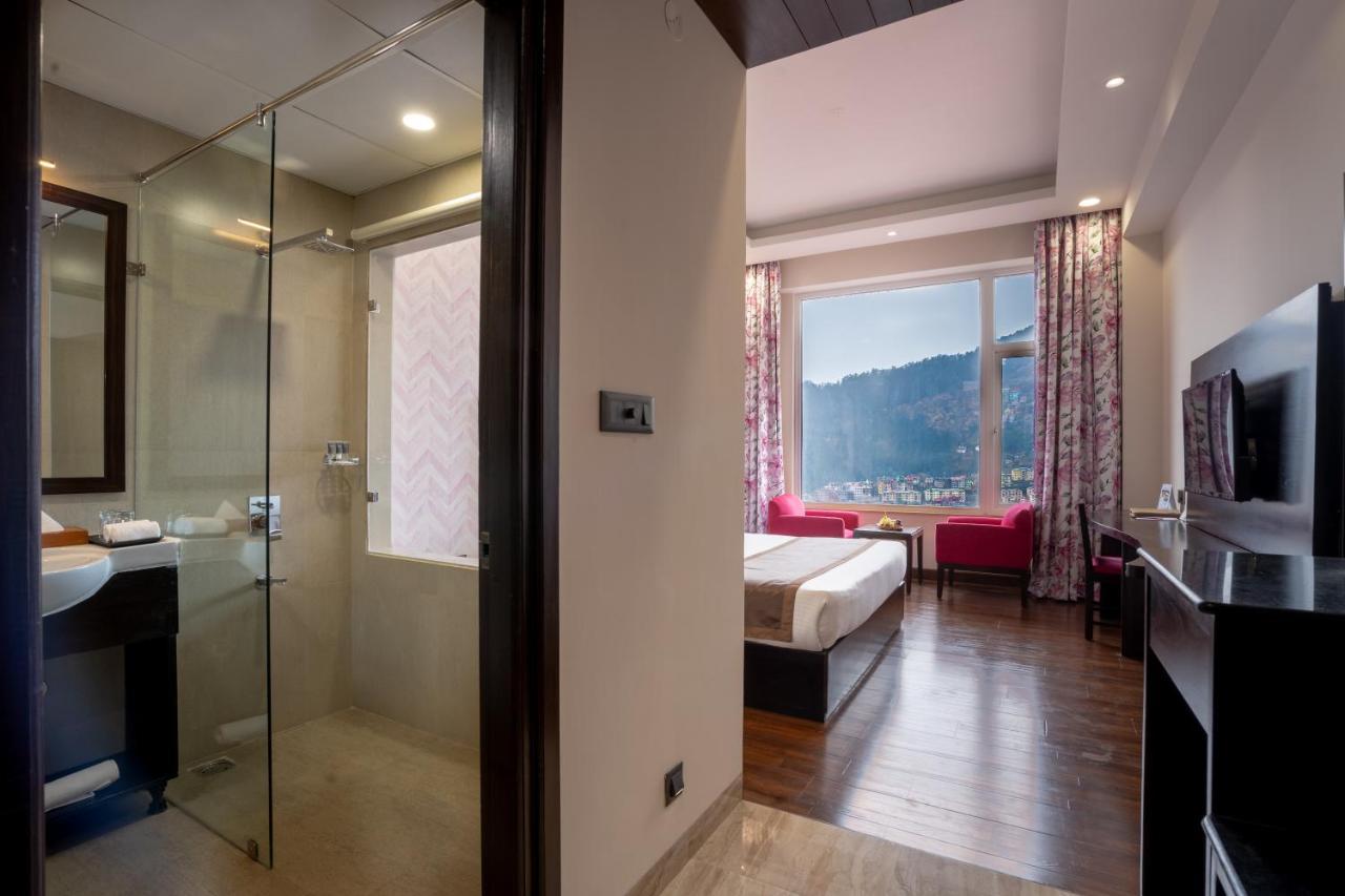Premier Valley View Room