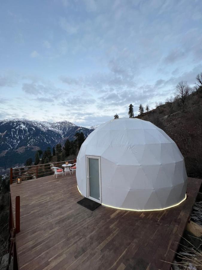 Suite with Mountain View