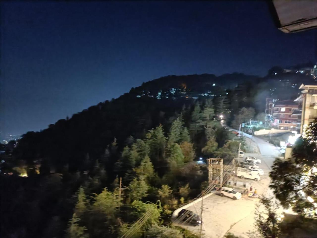 Deluxe Double Room with Balcony,1514955634:JPEG