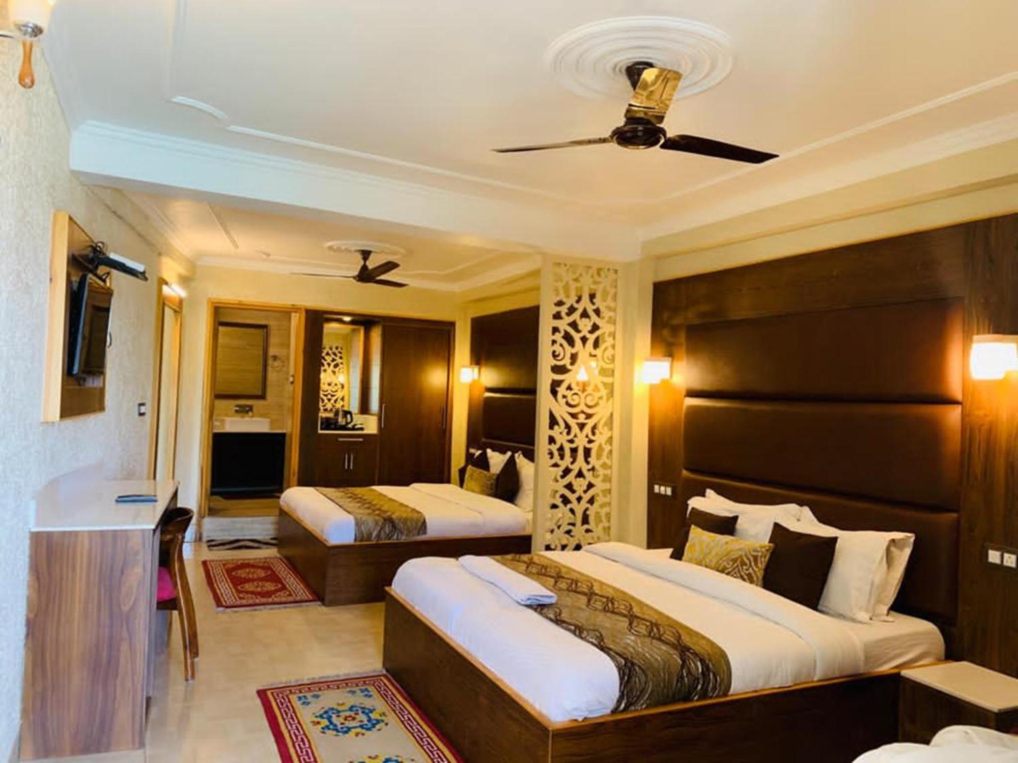 Superior Double Room,1584550684:JPEG