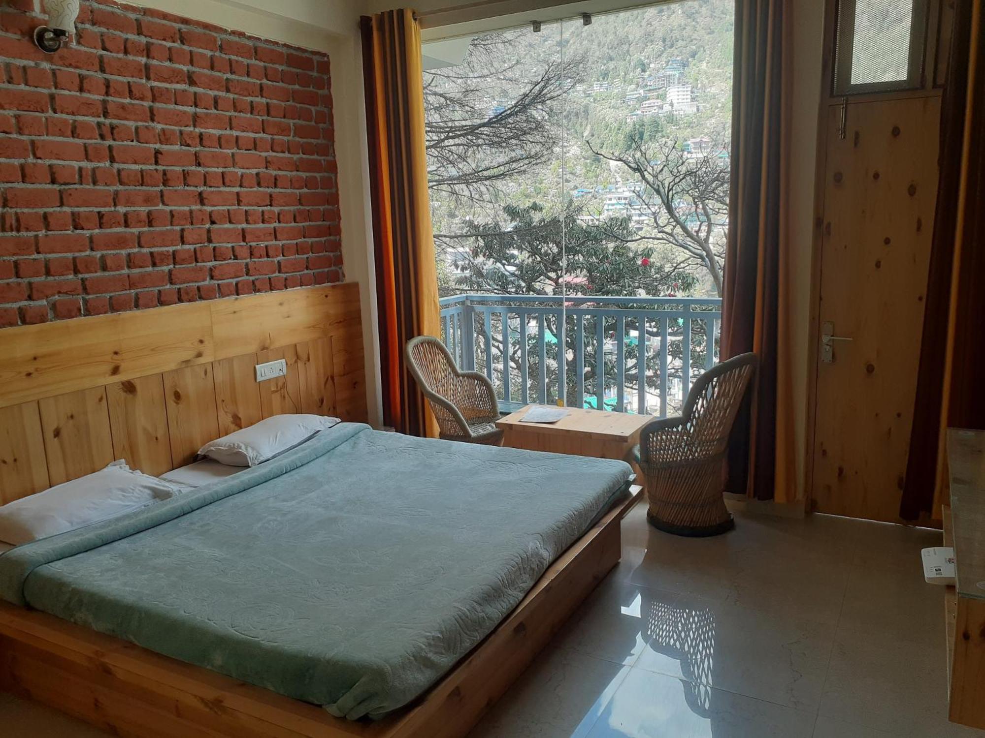 Double Room,1717163073:JPEG