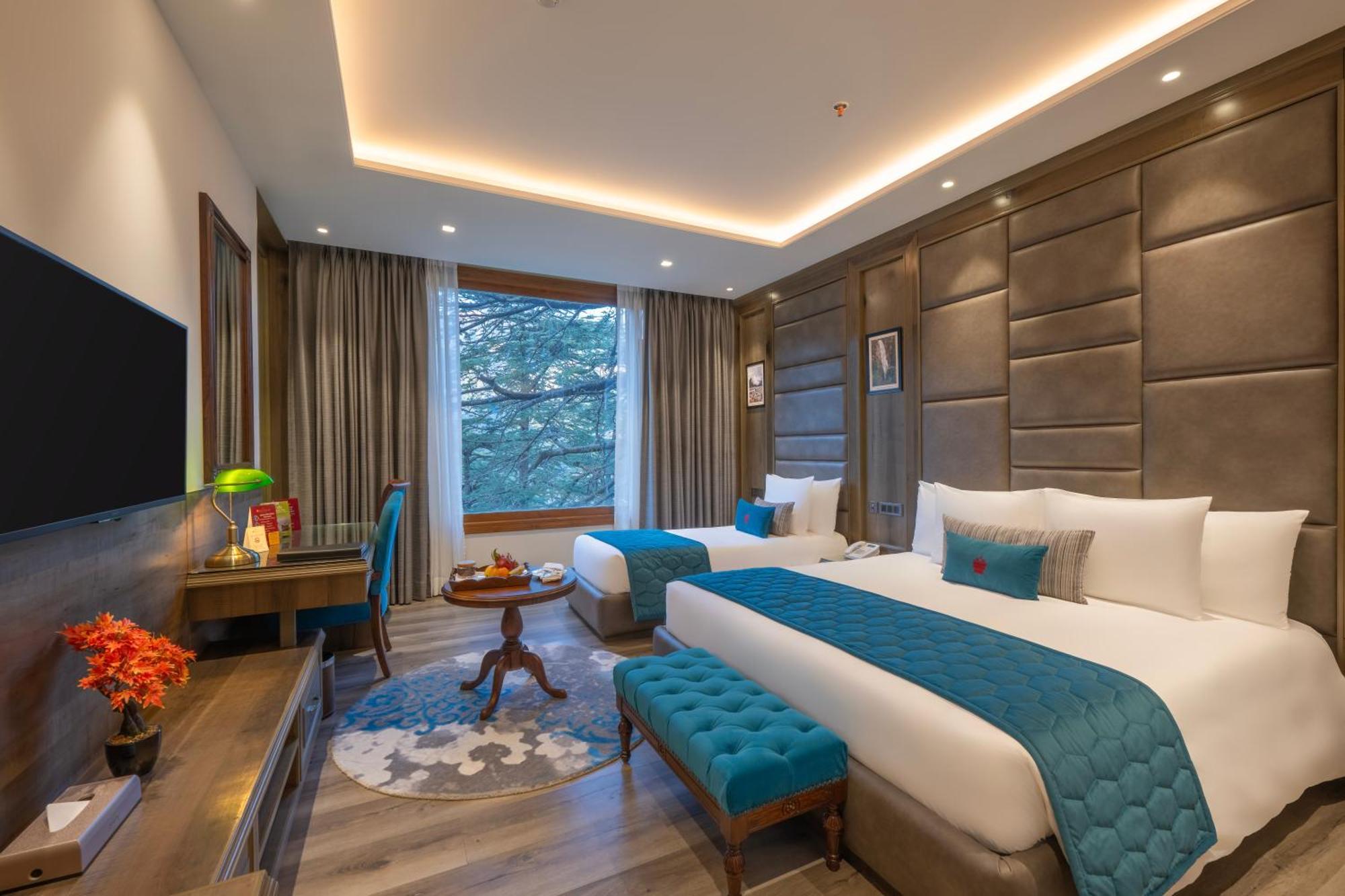 Superior King Room