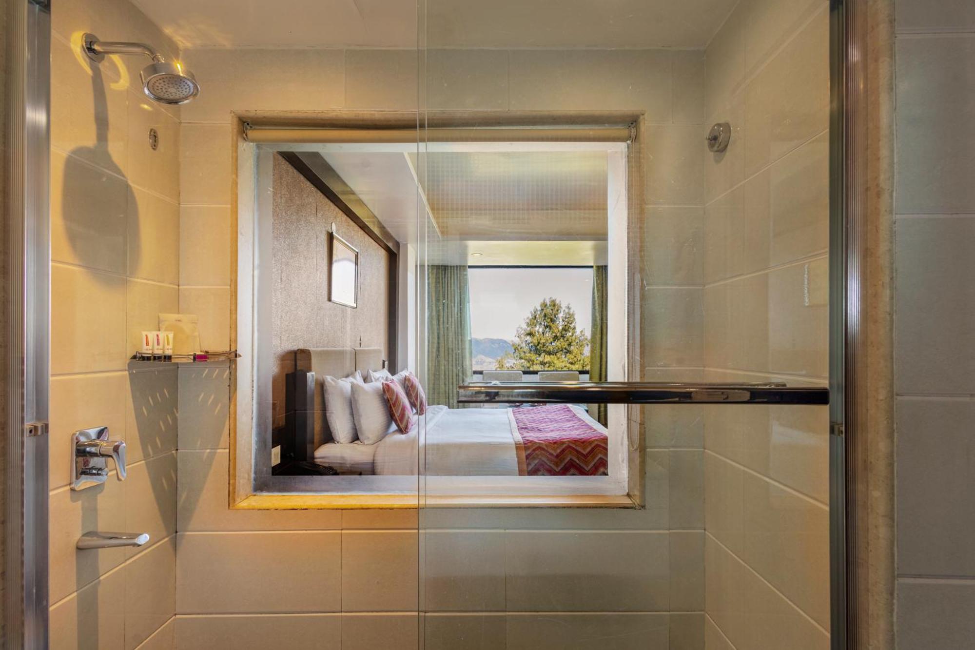 Valley View Room