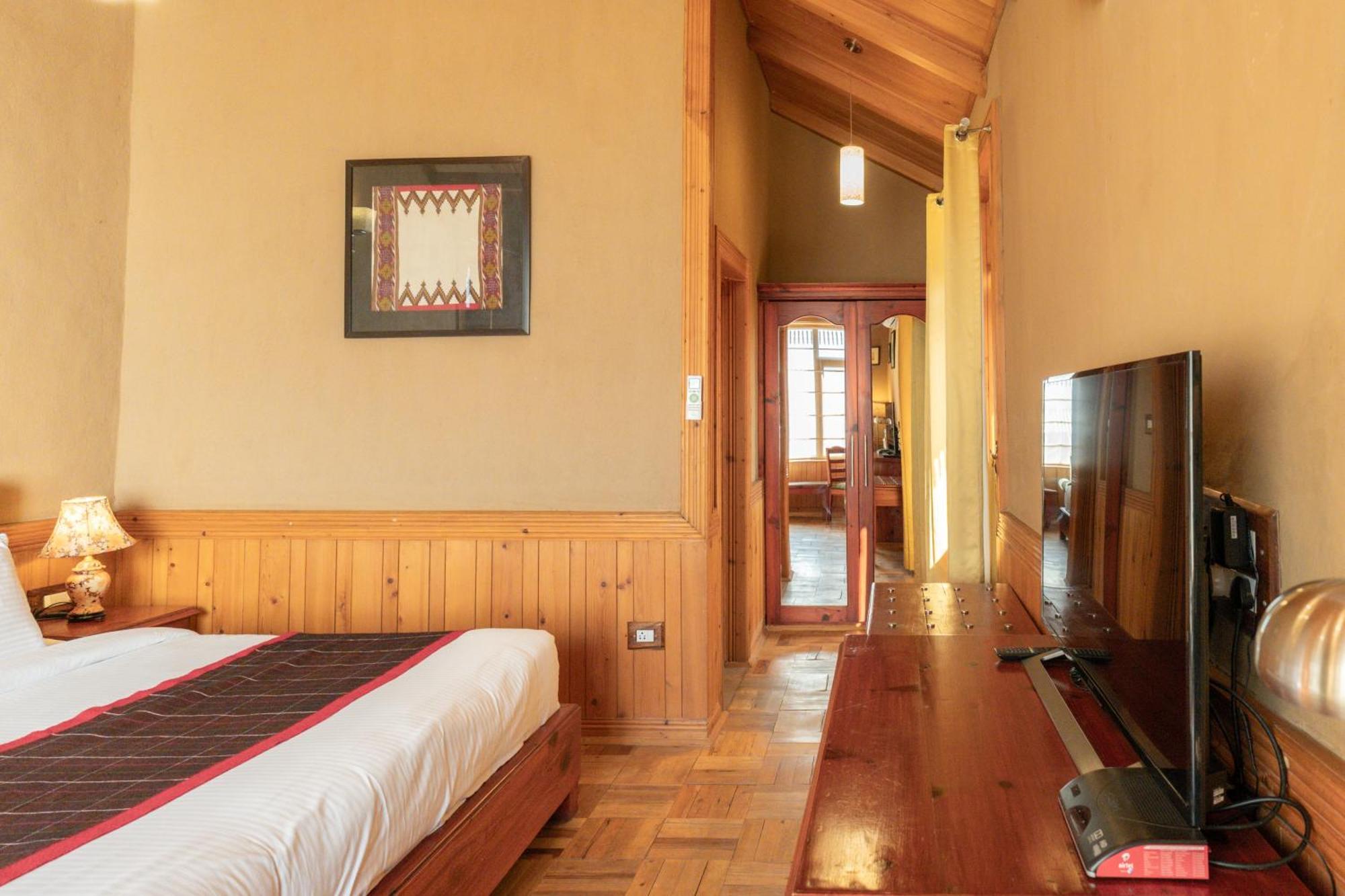 Luxury Double Room,1675854418:JPEG