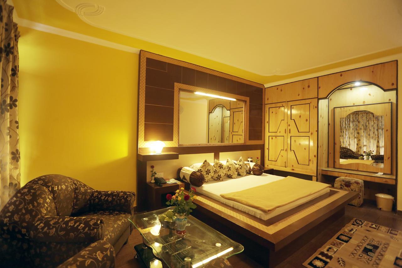 Superior Deluxe Double or Twin Room,683134308:JPEG