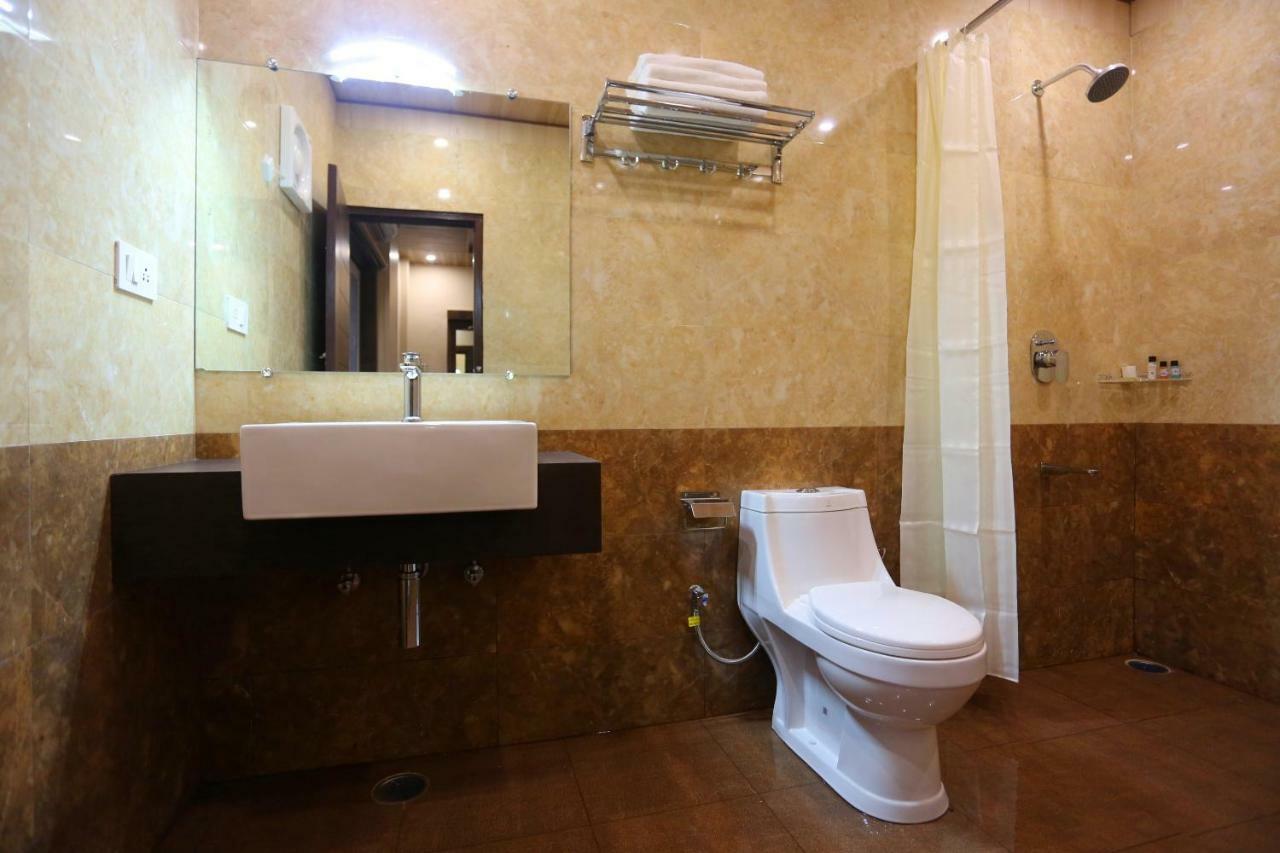 Queen Room,790435050:JPEG