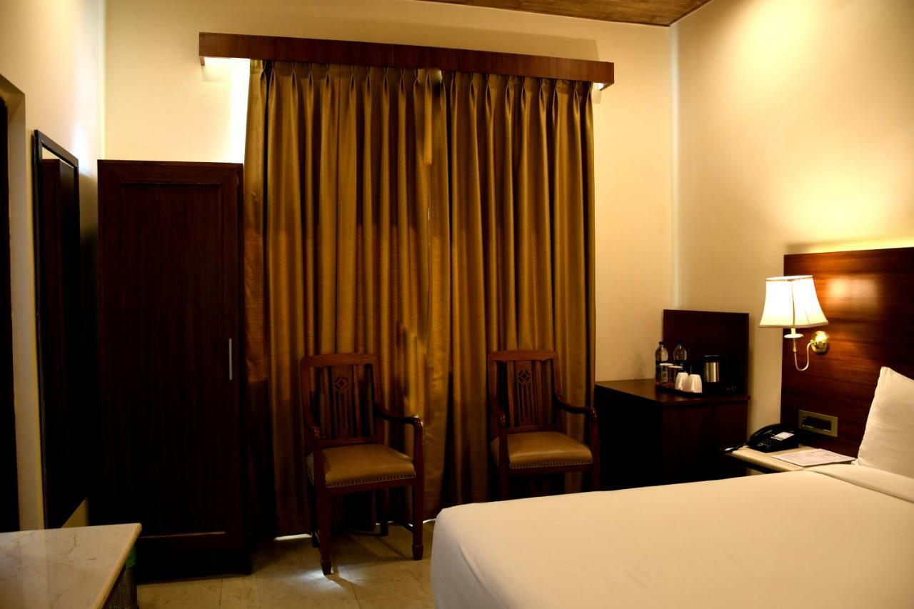 Superior King Room,804981426:JPEG