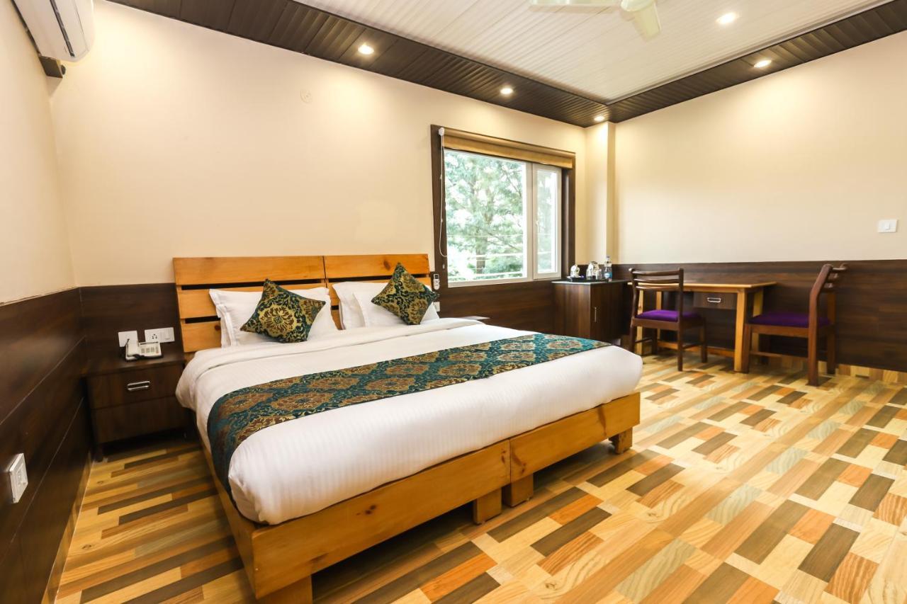 Deluxe Double Room with Balcony and Mountain View,1624343972:JPEG