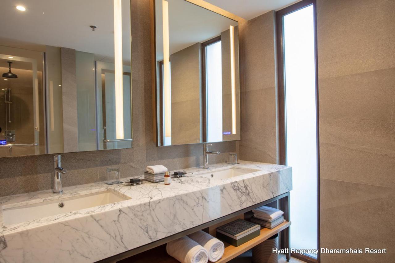 2 Bed Room Residence with 1 King Bed and 2 Twin Beds,956359867:JPEG