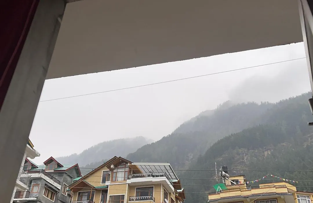 Hotel Snow Bird-1