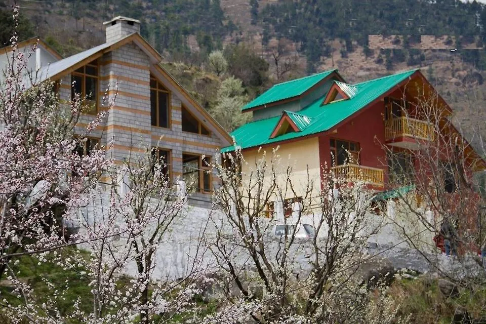 Riverside Cottages-1