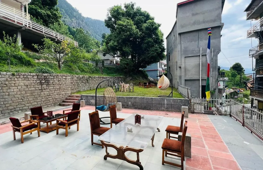 The Best Hotel, Manali-1