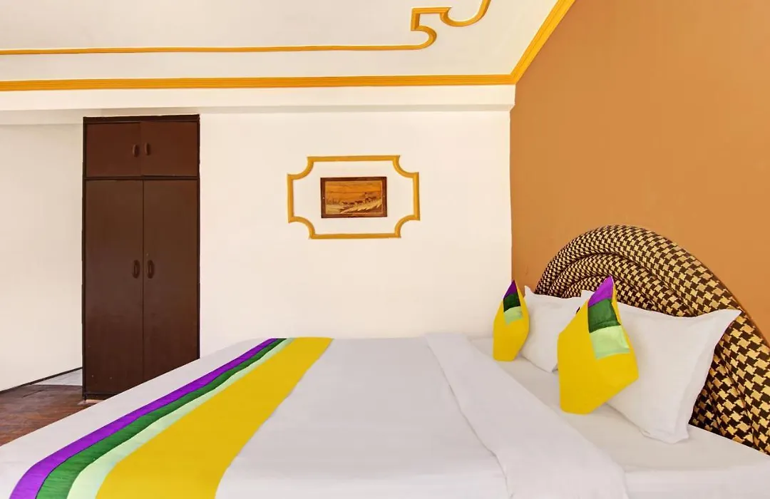 Collection O 26639 Hotel Dream-1