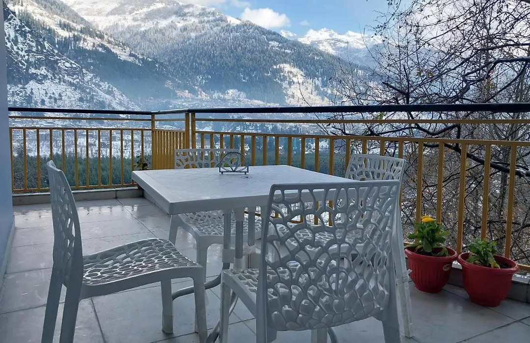 Nomad Bed & Breakfast-1