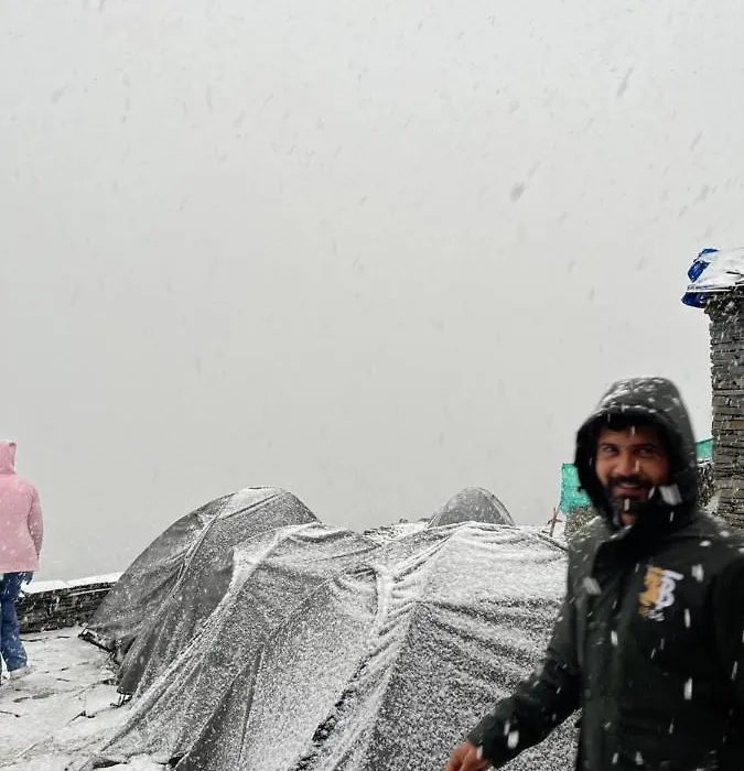 Hill Hikers-1