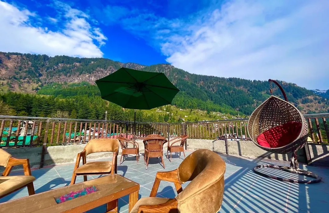 Le Green Resort, Mall Road Manali-1