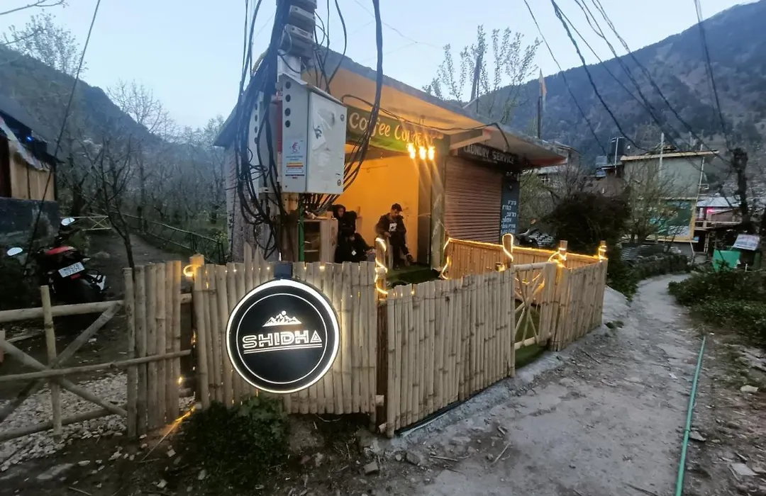 Shidha Guest House & Cafe-1