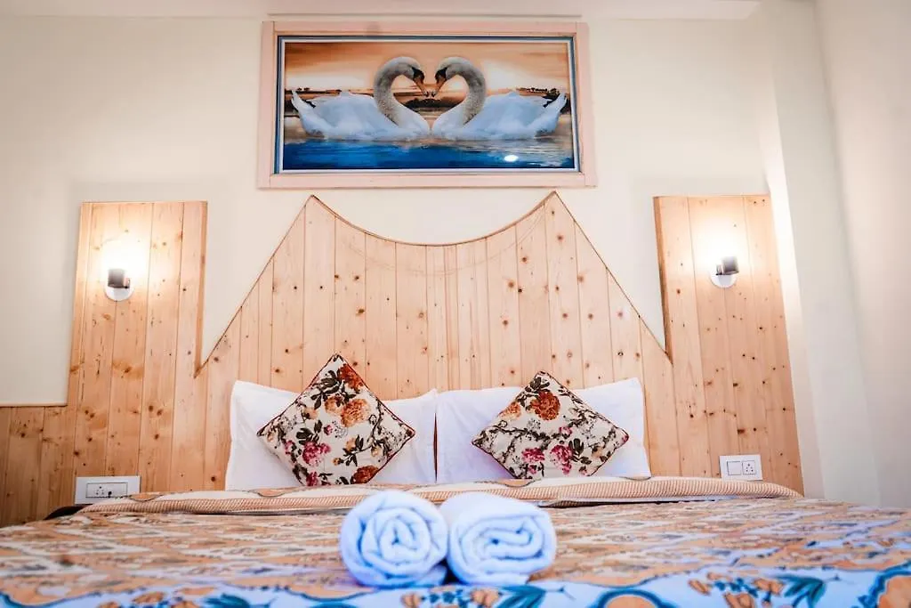 The Himalayan Retreat Manali By Le Pension Stays - 500 Metres From Hadimba Devi Temple-1