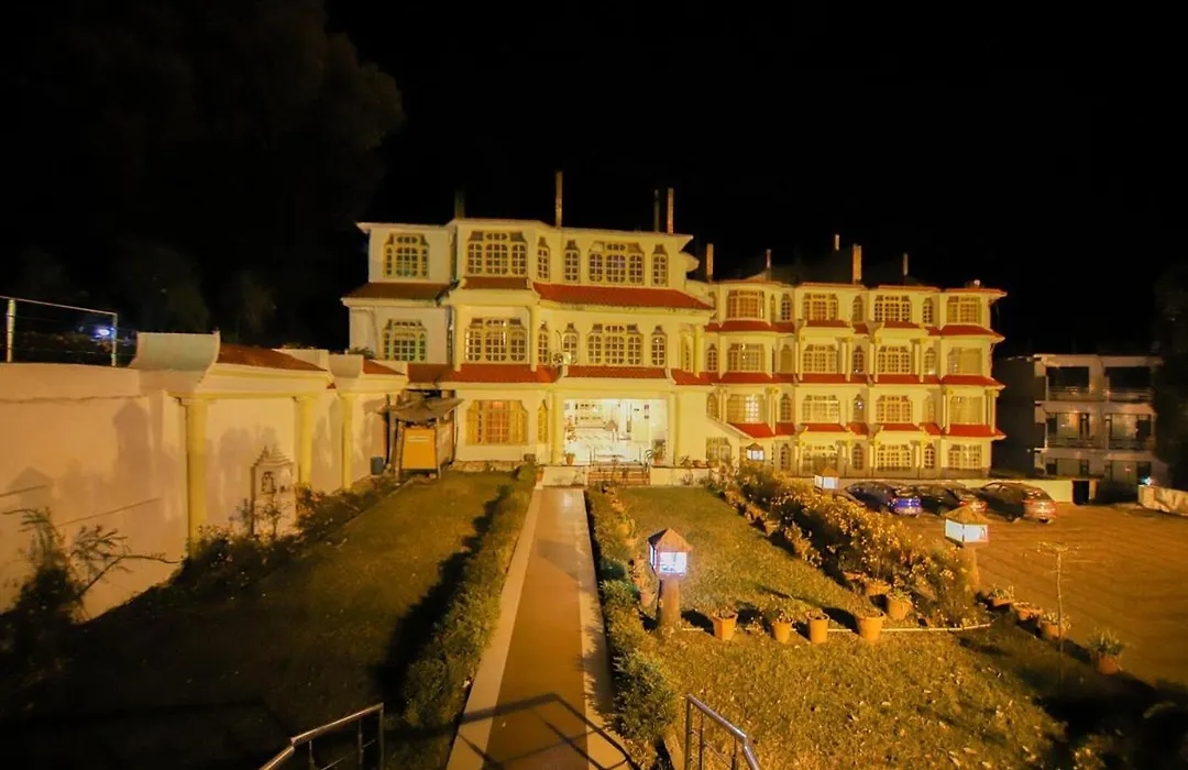 Royal Palace Resort Bhagsunag-1