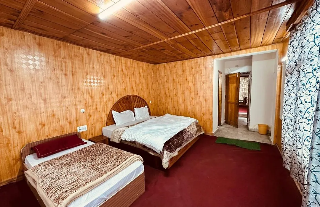 Daulat Classic - Near Mall Road-1