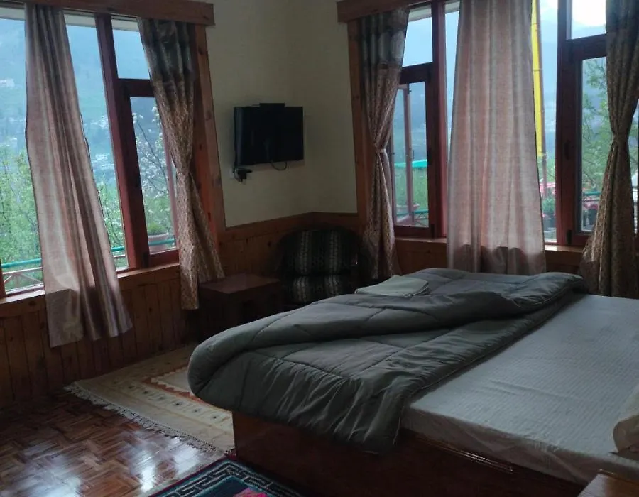 Cosy Stay Near Manali-1