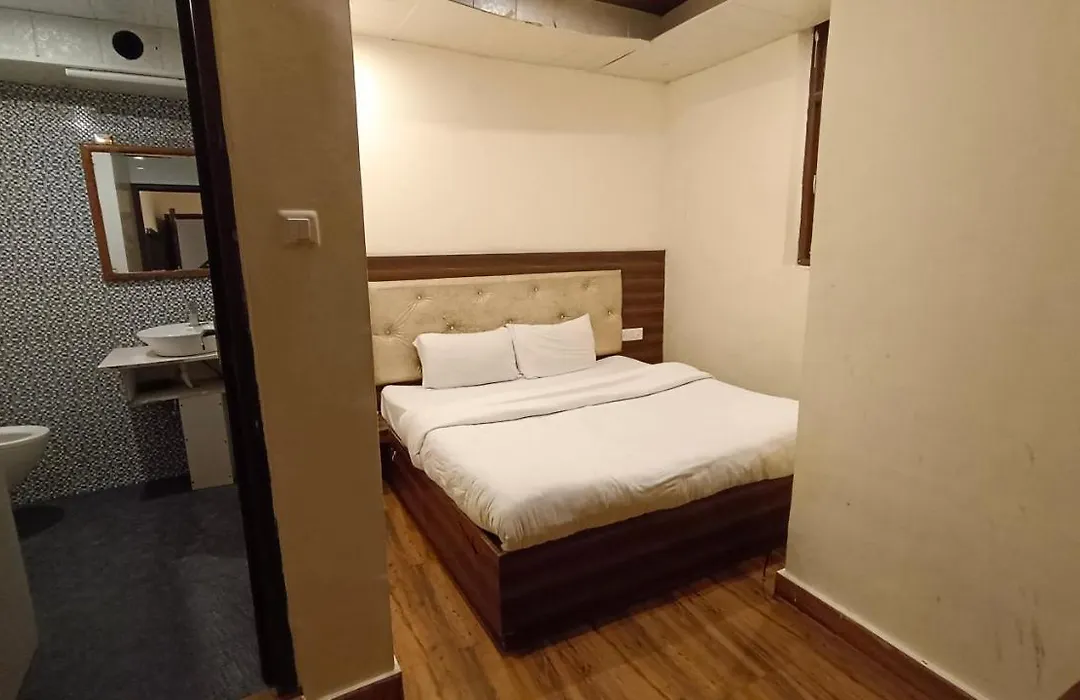 Shimla Royale - Near Mall Road Free Pickup From Railway Station Shimla-1