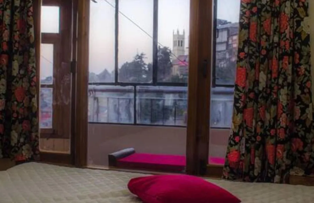 Panoramic Loft On Mall Road By Kalawati Homes-1