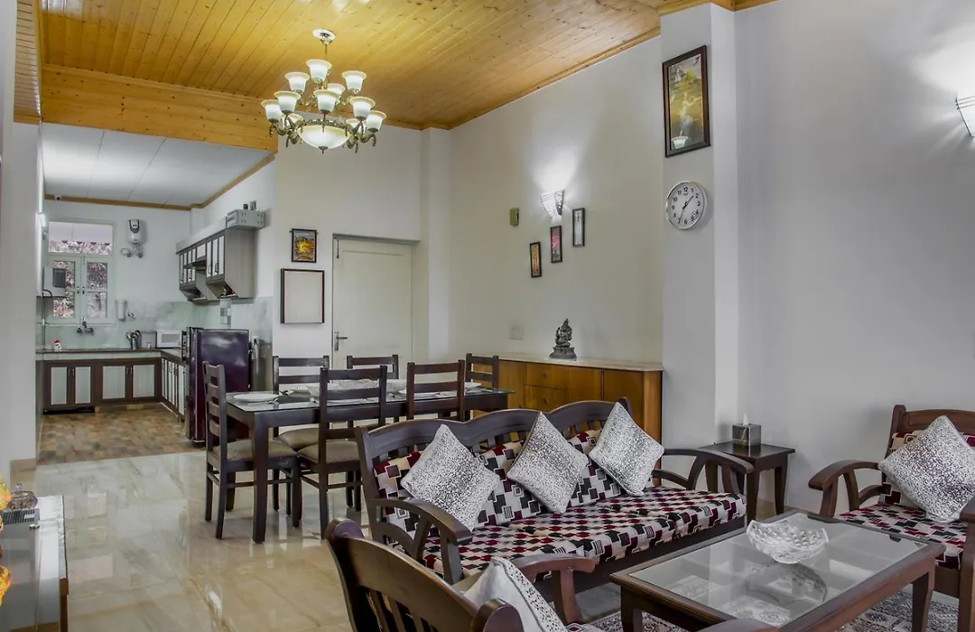 Kasauli Edge Apt With Balcony-1