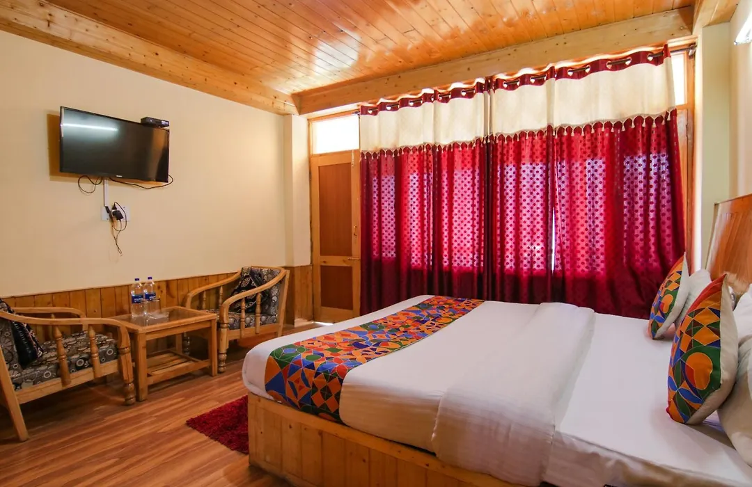 Fabhotel Orchard Retreat-1