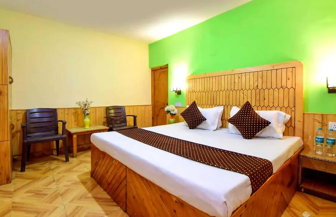 Oyo Flagship 82405 Cochin Villa-1