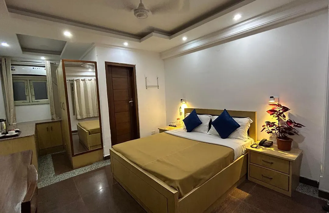 Hotel Dh-1