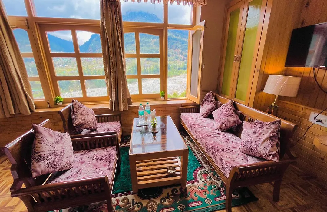 Snow Clad Riverview Hotel & Resort, Manali-1