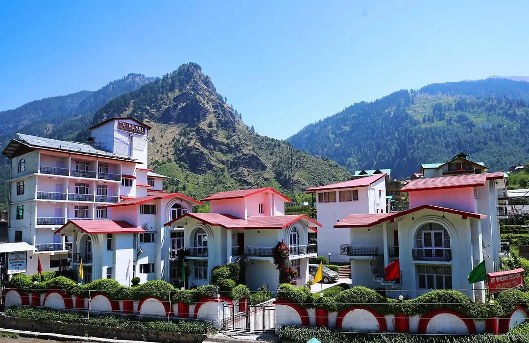 De Vivendi Resorts, Manali With 35000 Sqft Open Lawn-1