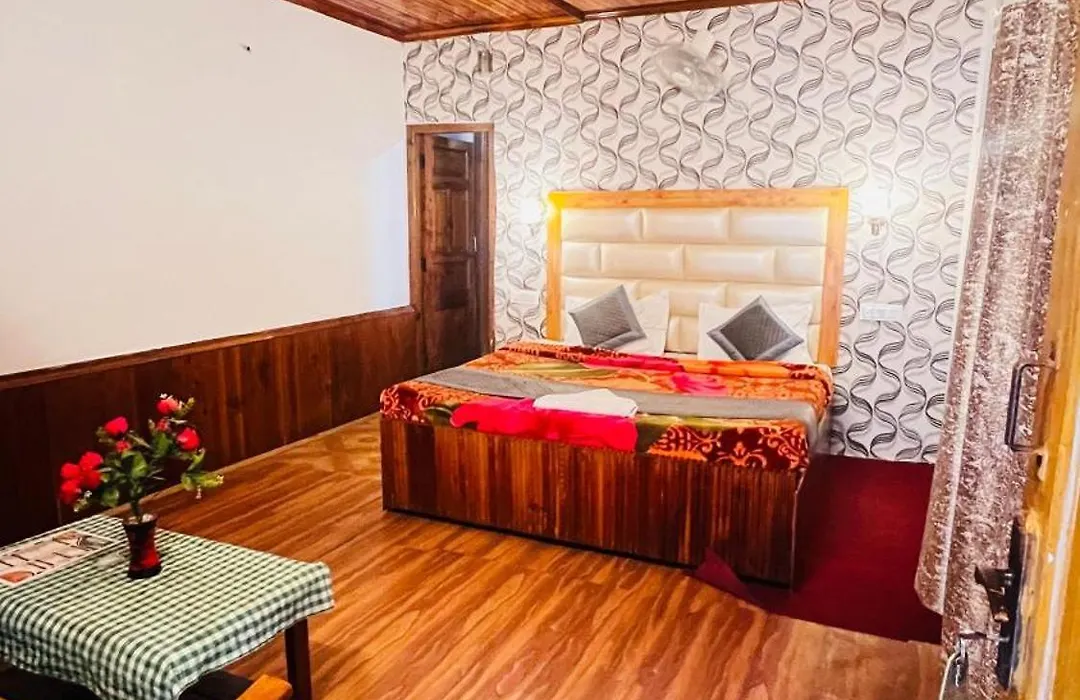 Hotel Chetna Manali-1