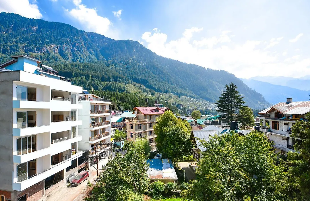 Fabhotel Zarim-1