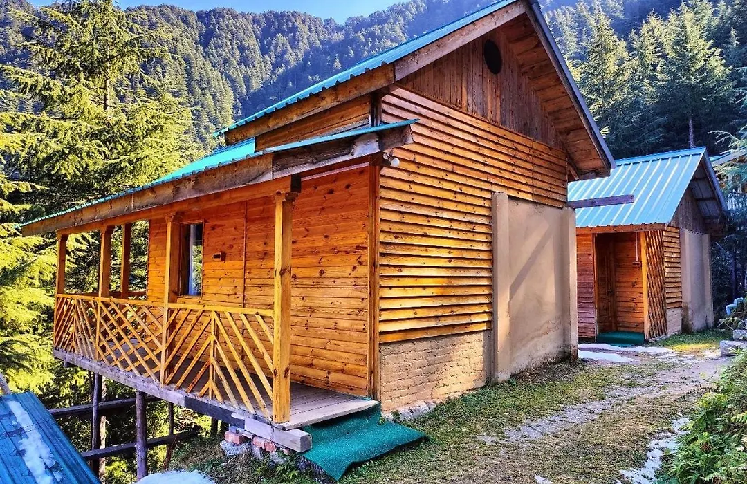 Mid Conifer Resort And Cottages-1