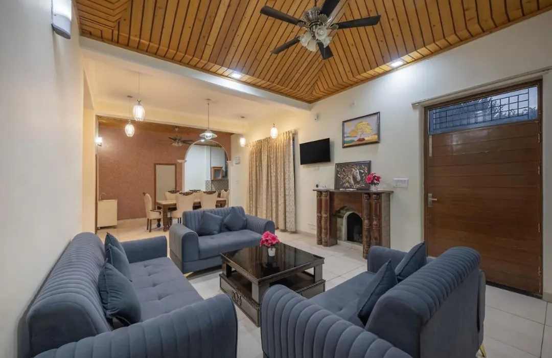 The Moon House L Plunge Pool L Open Air Lawn L Spacious Car Parking L Pet Friendly & 4 Bedroom Villa L Managed By Exoticstays Group-1