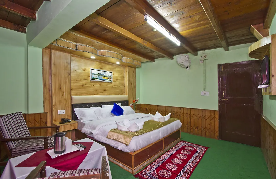 Hotel Vikrant-1