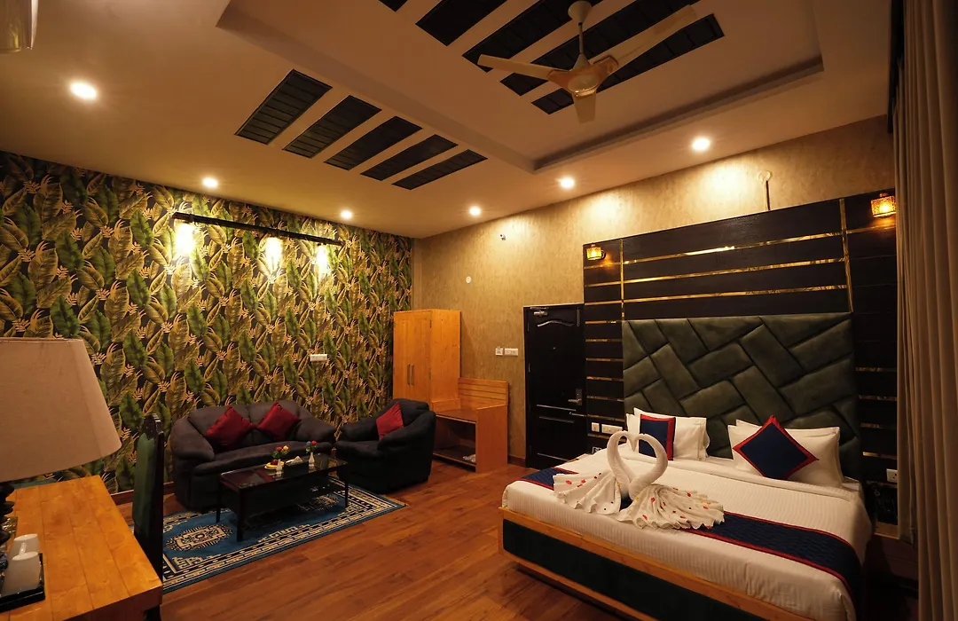 Hotel Bella Heights-1