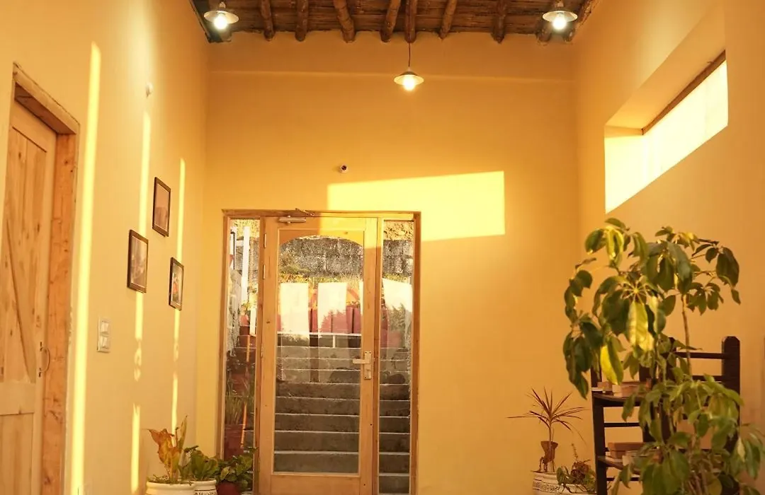 Hobo Hostel-1