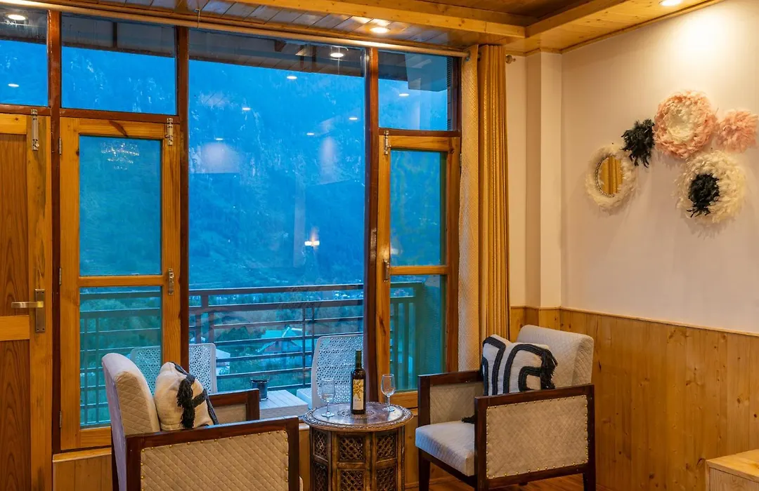 The 14 Gables, Shanag, Manali - Balcony Rooms - Rohtang Pass View - Hampta Pass View - Pet Friendly - Crown Palace #Manali #Family #Couples #Hospitality #Bestfood-1