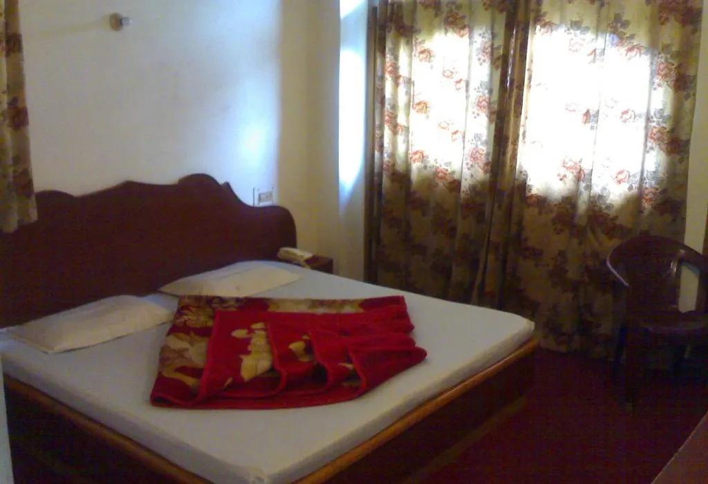 Hotel Blue Diamond-1