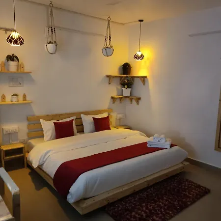 Secret Serenity Lovely Single Room-3