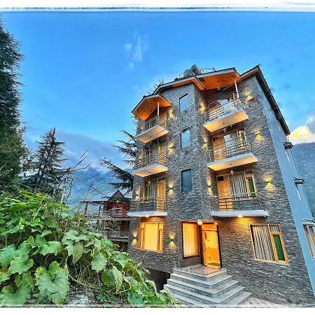 North Deodar Avenue, Manali-2