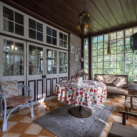 Northwood Cottage By Veo - 3Br Vinatge Interiors 120 Years Old Heritage Villa With Inhouse Cook-2