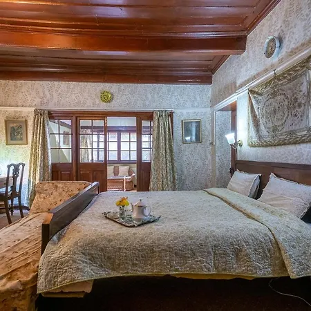 Northwood Cottage By Veo - 3Br Vinatge Interiors 120 Years Old Heritage Villa With Inhouse Cook-3