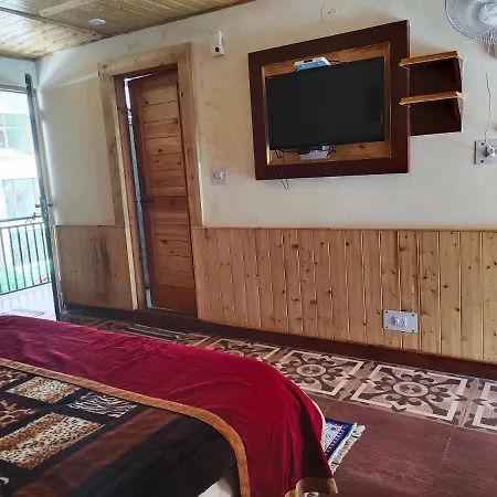 Him Homestay Hotel-2