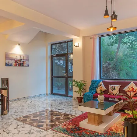 Luxury 3Bhk I Simla Heliport I Komfort Home-2